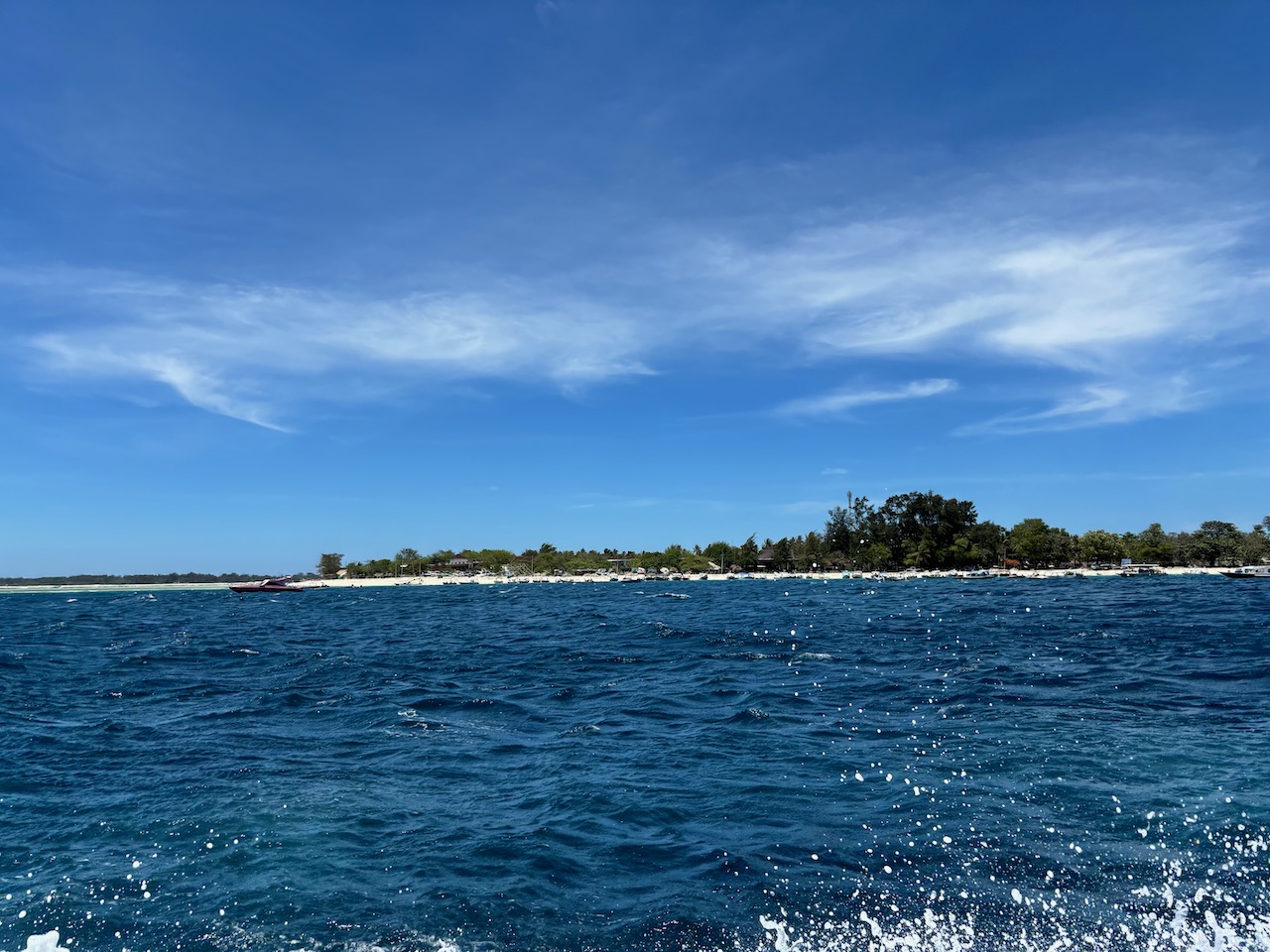 在Gili islands停靠