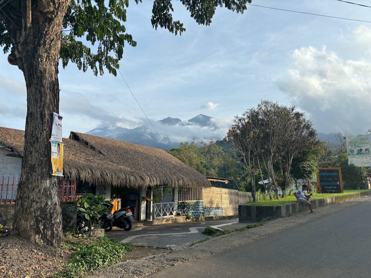 Senaru village